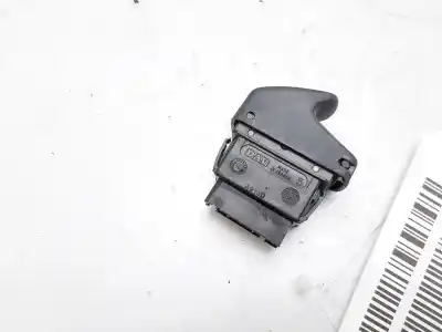 Second-hand car spare part right front power window switch for renault clio ii fase i (b/cbo) 1.2 oem iam references 7700410151  