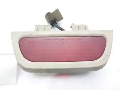Second-hand car spare part central brake light for kia carens 1.8 monovolumen oem iam references 0k2c051580
