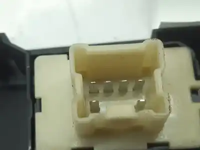 Second-hand car spare part right front power window switch for renault clio iv dynamique 90 cv / 66 kw oem iam references 809603634r  