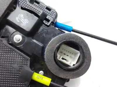 Peça sobressalente para automóvel em segunda mão fechadura da porta traseira direita por toyota auris active referências oem iam 6905042021