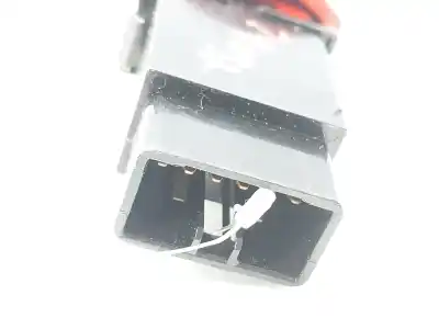 Second-hand car spare part hazard warning lights for hyundai i20 comfort oem iam references 864w01404