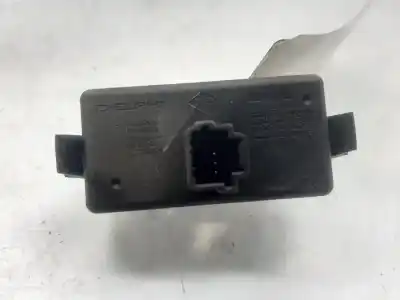 Second-hand car spare part hazard warning lights for renault clio iii authentique oem iam references 8200214896