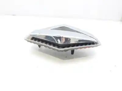 Second-hand car spare part front badge for renault megane ii sedán (lm0/1_) 1.5 dci (lm0f, lm0t, lm2b) oem iam references 8200115115  