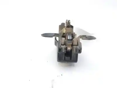 Second-hand car spare part trunk lock for renault kangoo (f/kc0) fairway 4x4 oem iam references 8200031628  