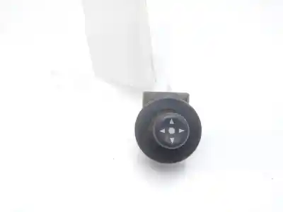 Pezzo di ricambio per auto di seconda mano controllo specchio per citroen berlingo 1.9 d multispace riferimenti oem iam 185526  