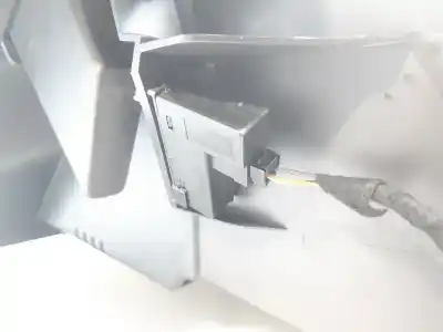 Автозапчасти б/у бардачок за ford focus turn. (cb8) titanium ссылки oem iam 1771929  