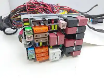 Second-hand car spare part fuse box unit for jeep compass ii sport 4x2 oem iam references 51987784