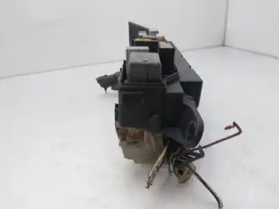 Peça sobressalente para automóvel em segunda mão CAIXA DE FUSÍVEIS E RELÉS por TOYOTA AVENSIS (_T25_)  Referências OEM IAM 8274120060  