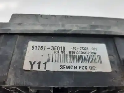 Peça sobressalente para automóvel em segunda mão caixa de fusíveis e relés por kia sorento (bl) (2002->) 2.5 crdi referências oem iam 911613e010  