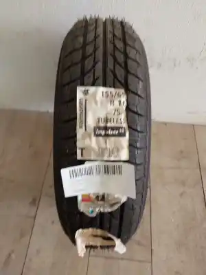 Peça sobressalente para automóvel em segunda mão pneu por universal . . referências oem iam 15565r14  15565r14