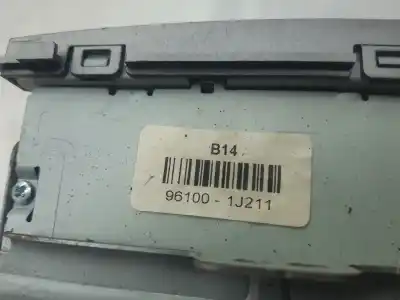 Piesă de schimb auto la mâna a doua sistem audio / cd radio casetofon pentru hyundai i20 1.2 cat referințe oem iam 961001j11  