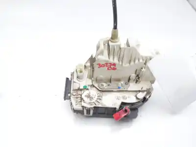 Second-hand car spare part front right door lock for dodge avenger sxt oem iam references 04589426ae  