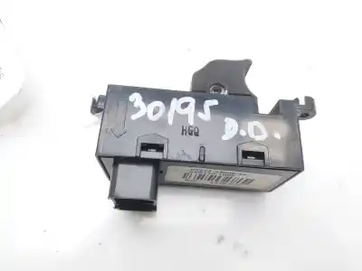 Pezzo di ricambio per auto di seconda mano interruttore alzacristalli anteriore destro per hyundai i40 i (vf) 1.7 crdi riferimenti oem iam 935753z000