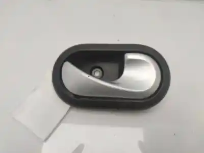 Second-hand car spare part interior right rear handle for dacia duster laureate 4x2 oem iam references 8200733847