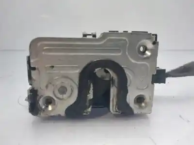 Second-hand car spare part rear right door lock for dacia duster laureate 4x2 oem iam references 825021370r