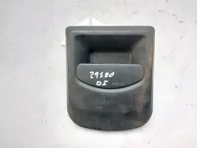 Pièce détachée automobile d'occasion POIGNÉE DE PORTE AVANT GAUCHE pour IVECO DAILY CAJA CERRADA (1999 =>)  Références OEM IAM 99489589  