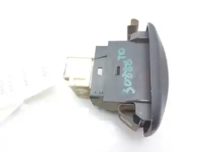 Second-hand car spare part rear right power window switch for nissan pick-up (d22) td doble cabina rally raid 4x4 oem iam references 829602s700