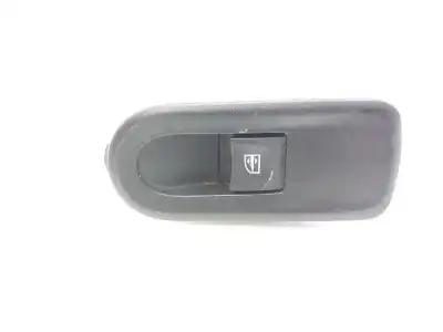 Автозапчасти б/у управление задними правыми стеклами за dacia duster ii essential ссылки oem iam 8200467835  