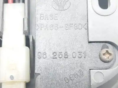 Автозапчастина б/у внутрішне світло для daewoo compact se посилання на oem iam 96258031  