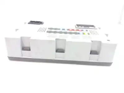 Pièce détachée automobile d'occasion BOÎTES À FUSIBLES pour LAND ROVER DISCOVERY 4  Références OEM IAM EH2214Q073AA  