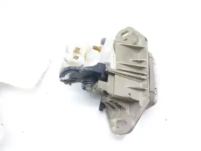 Second-hand car spare part tailgate back door handle for renault megane i fase 2 berlina (ba0) 1.4 16v expression 95 cv / 70 kw oem iam references 7701471822  