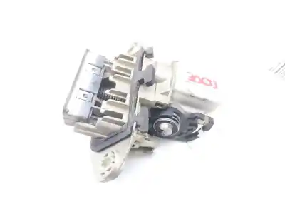 Second-hand car spare part tailgate back door handle for renault megane i fase 2 berlina (ba0) 1.4 16v expression 95 cv / 70 kw oem iam references 7701471822  