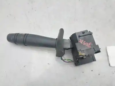 Second-hand car spare part headlights switch for renault clio ii fase ii (b/cb0) confort expression oem iam references 7701047551