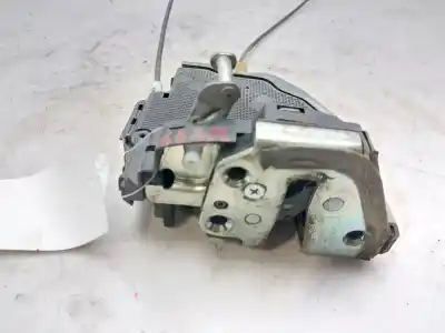 Автозапчасти б/у замок задней левой двери за toyota corolla (e15) sol ссылки oem iam 6906042021  