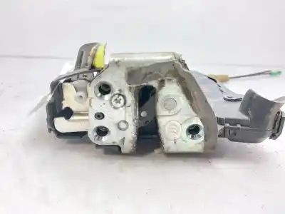 Автозапчасти б/у замок левой передней двери за toyota corolla (e15) sol ссылки oem iam 6904042241  