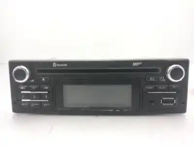 Second-hand car spare part audio system / radio cd for dacia duster laureate 4x2 oem iam references 281155052r  