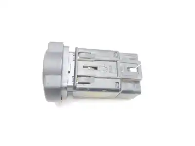 Second-hand car spare part hazard warning lights for dacia duster laureate 4x2 oem iam references 602232a