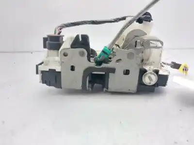 Pezzo di ricambio per auto di seconda mano serratura porta posteriore sinistra per jeep patriot limited riferimenti oem iam p04589419ad