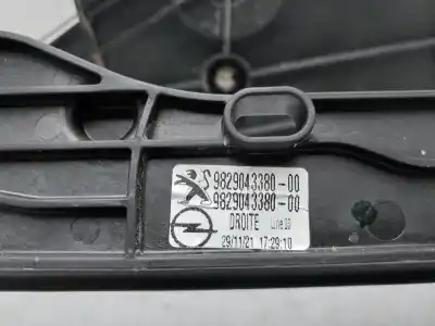 Peça sobressalente para automóvel em segunda mão elevador de vidros dianteiro direito por peugeot 208 (p2) active referências oem iam 9829043380