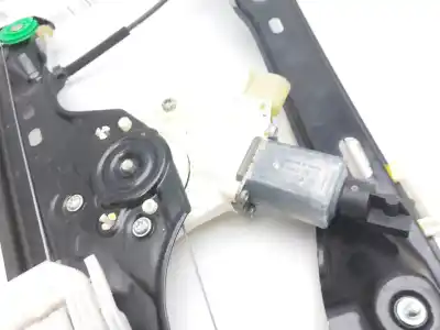 Peça sobressalente para automóvel em segunda mão elevador de vidros dianteiro direito por bmw x1 (e84) sdrive 18i 150 cv / 110 kw referências oem iam 51332990386