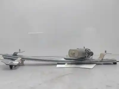 Second-hand car spare part rear left window regulator for dacia duster laureate 4x2 oem iam references 8200733831  