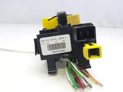 Pièce détachée automobile d'occasion BOÎTES À FUSIBLES pour CITROEN JUMPY COMBI  Références OEM IAM 9806192580  