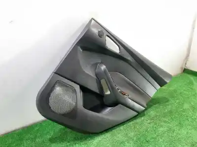 Tweedehands auto-onderdeel deurbekleding rechts achter voor ford focus turn. (cb8) titanium oem iam-referenties bm51a2740701