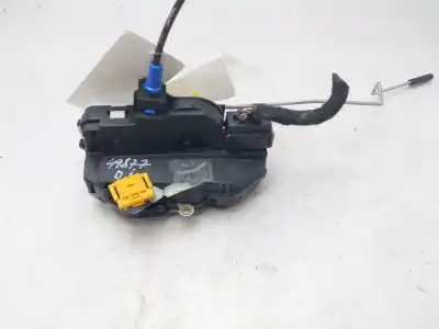 Pezzo di ricambio per auto di seconda mano serratura porta anteriore sinistra per opel mokka excellence 4x4 riferimenti oem iam 95326337  