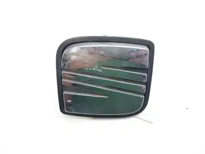 Second-hand car spare part tailgate back door handle for seat cordoba berlina (6l2) reference oem iam references 6l6827565b  