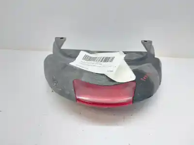 Автозапчастина б/у центральний задній ламп для piaggio (vespa) zip zipp ii 25 cat. dt 0 cv / 0 kw посилання на oem iam 320306ppt10  