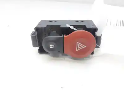 Piesă de schimb auto la mâna a doua avertizare pentru renault kangoo profesional referințe oem iam e3160101  