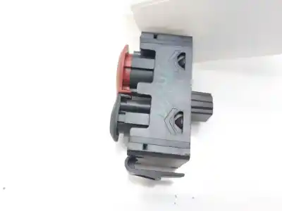 Piesă de schimb auto la mâna a doua avertizare pentru renault kangoo profesional referințe oem iam e3160101  