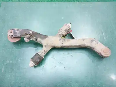Pièce détachée automobile d'occasion bras de suspension supérieur avant droit pour renault master ii phase 2 combi combi 2t8 l1 9 - plazas références oem iam 8200782732  