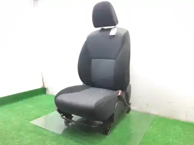 Peça sobressalente para automóvel em segunda mão assento dianteiro direito por toyota auris active referências oem iam 7201002290  