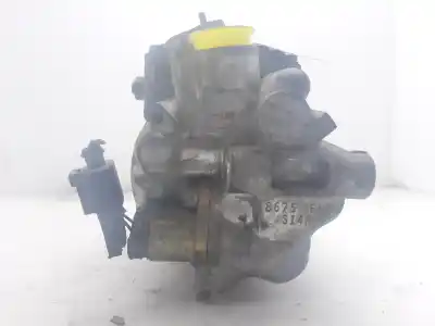 Peça sobressalente para automóvel em segunda mão COMPRESSOR DE AR CONDICIONADO A/A A/C por VOLKSWAGEN GOLF VI (5K1)  Referências OEM IAM 5K0820803L  