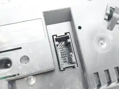 Peça sobressalente para automóvel em segunda mão quadrante por bmw serie 1 berlina (e81/e87) 116d referências oem iam 922094901  