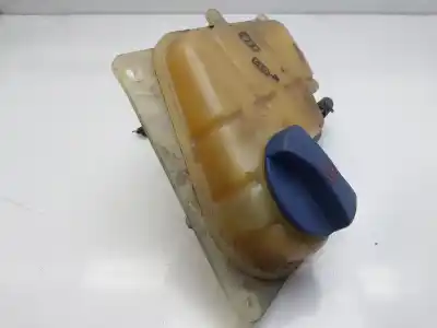 Pièce détachée automobile d'occasion vase d'expansion de liquide de refroidissement pour volkswagen passat b5.5 (3b3) 1.9 tdi références oem iam 8d0121403l  