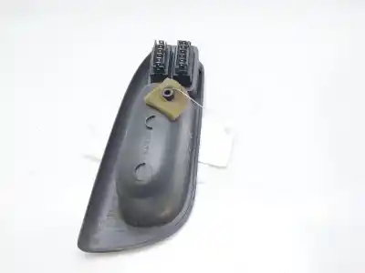 Автозапчасти б/у выключатель левого переднего окна за renault scenic rx4 (ja0) 1.9 dci salomon ссылки oem iam 7700431172  