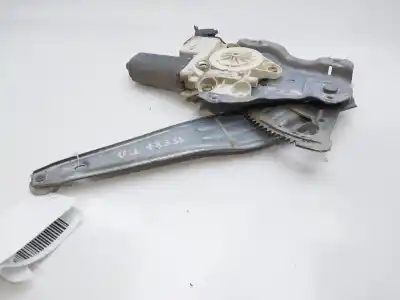 Second-hand car spare part rear right window regulator for toyota corolla (e12) 2.0 d-4d linea sol berlina oem iam references 6983012360