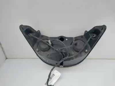 Автозапчасти б/у правая фара за piaggio (vespa) x8 x8 200 ссылки oem iam e1350r000928  